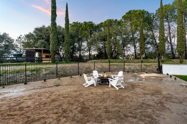 9065 Gilardi Rd, Newcastle, CA 95658