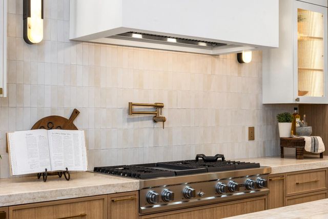 9065 Gilardi Rd, Newcastle, CA 95658