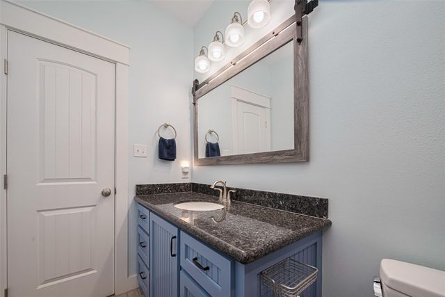 1126 Island Boulevard, Crystal Beach, TX 77650