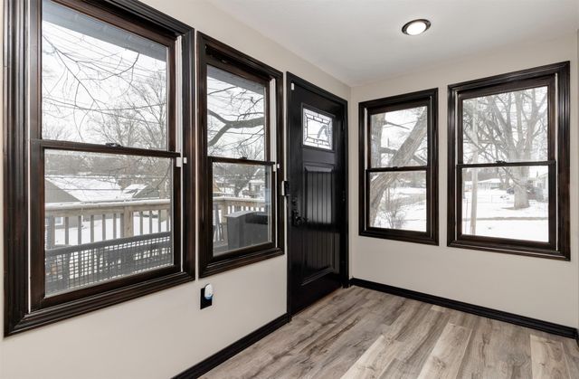 1637 Huntland Drive, Des Moines, IA 50310