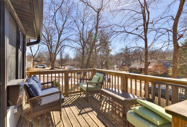 1637 Huntland Drive, Des Moines, IA 50310