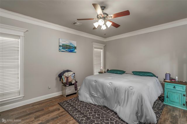 814 Dumaine Drive, Bossier City, LA 71111