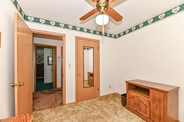 7684 S Logan AVENUE, Oak Creek, WI 53154