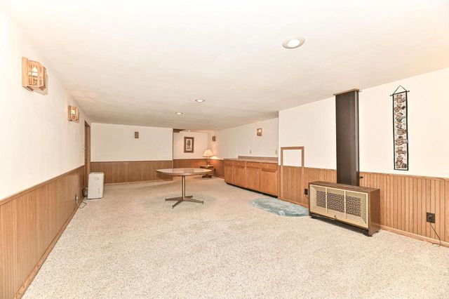 7684 S Logan AVENUE, Oak Creek, WI 53154