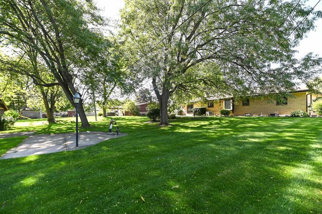 7684 S Logan AVENUE, Oak Creek, WI 53154