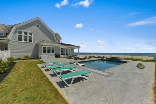 50 Coastline Drive, Mashpee, MA 02649