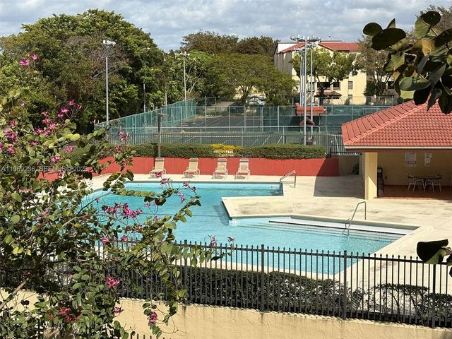 9010 SW 125th Ave G305, Miami, FL 33186