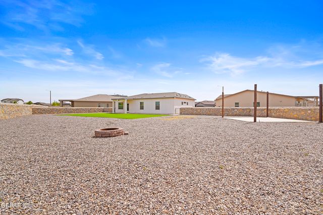 617 CHARLES HEINRICH Street, El Paso, TX 79927