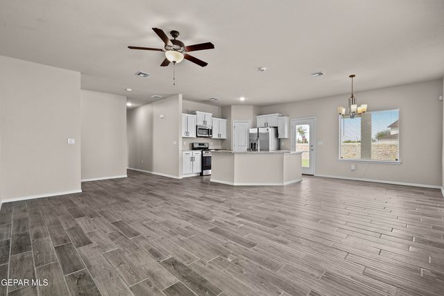 617 CHARLES HEINRICH Street, El Paso, TX 79927