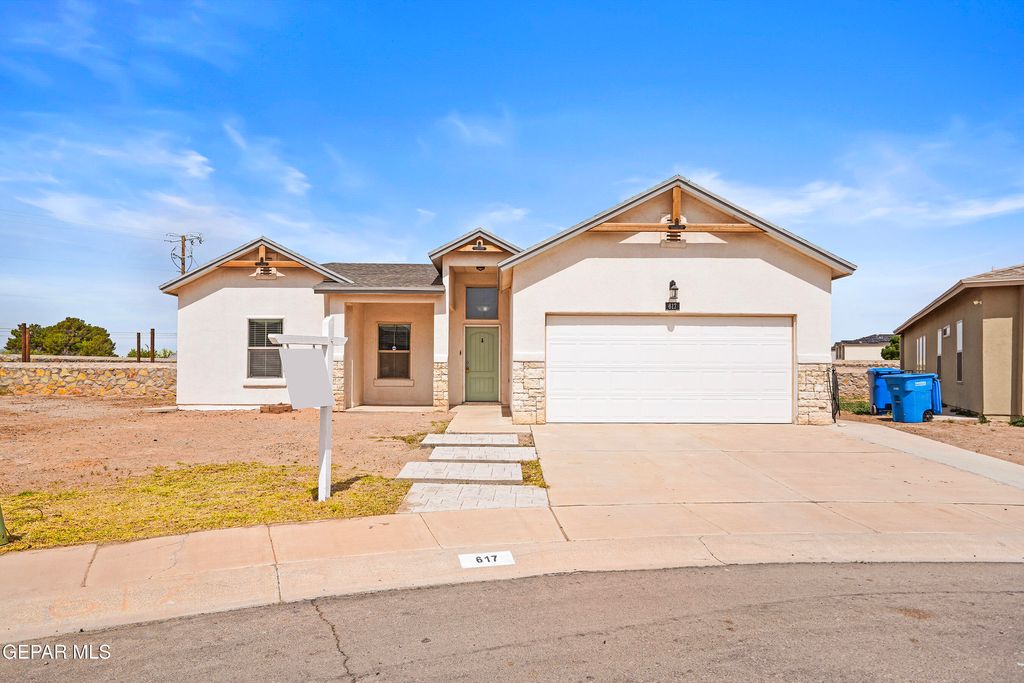 617 CHARLES HEINRICH Street, El Paso, TX 79927