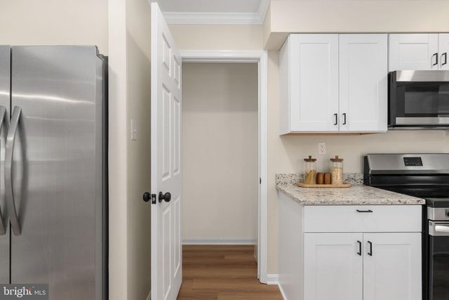 3234 RIVERVIEW DR, Triangle, VA 22172