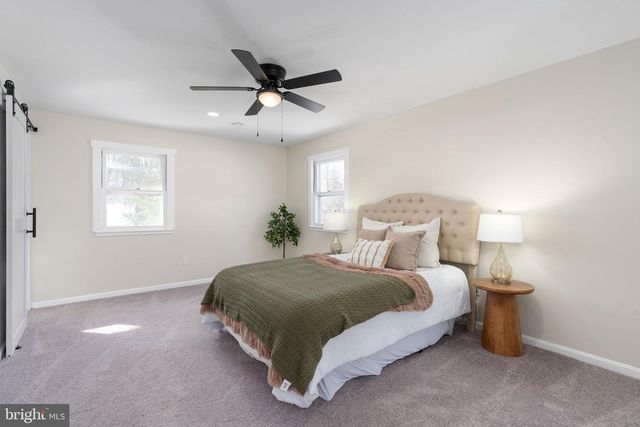 3234 RIVERVIEW DR, Triangle, VA 22172