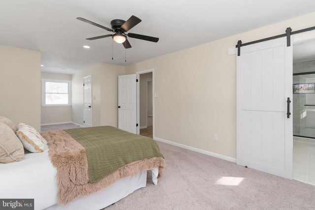 3234 RIVERVIEW DR, Triangle, VA 22172