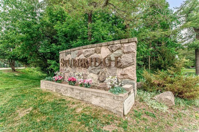 21993 Riverview Drive, Beverly Hills Village, MI 48025