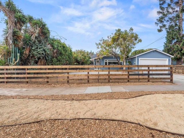 2504 J, National City, CA 91950