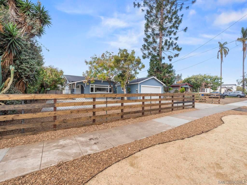 2504 J, National City, CA 91950