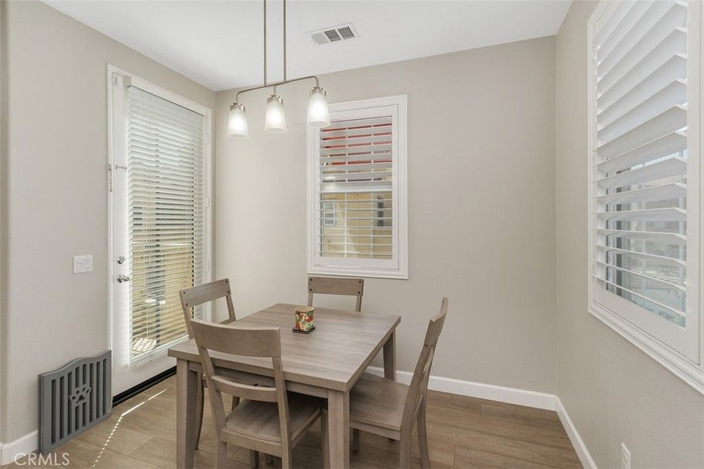 Image 11 of property listing at 31207 Strawberry Tree, Temecula, CA 92592