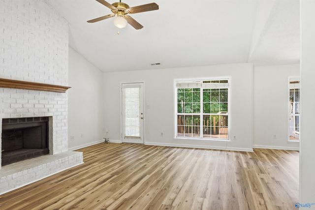 709 Mathis Drive SE, Huntsville, AL 35803