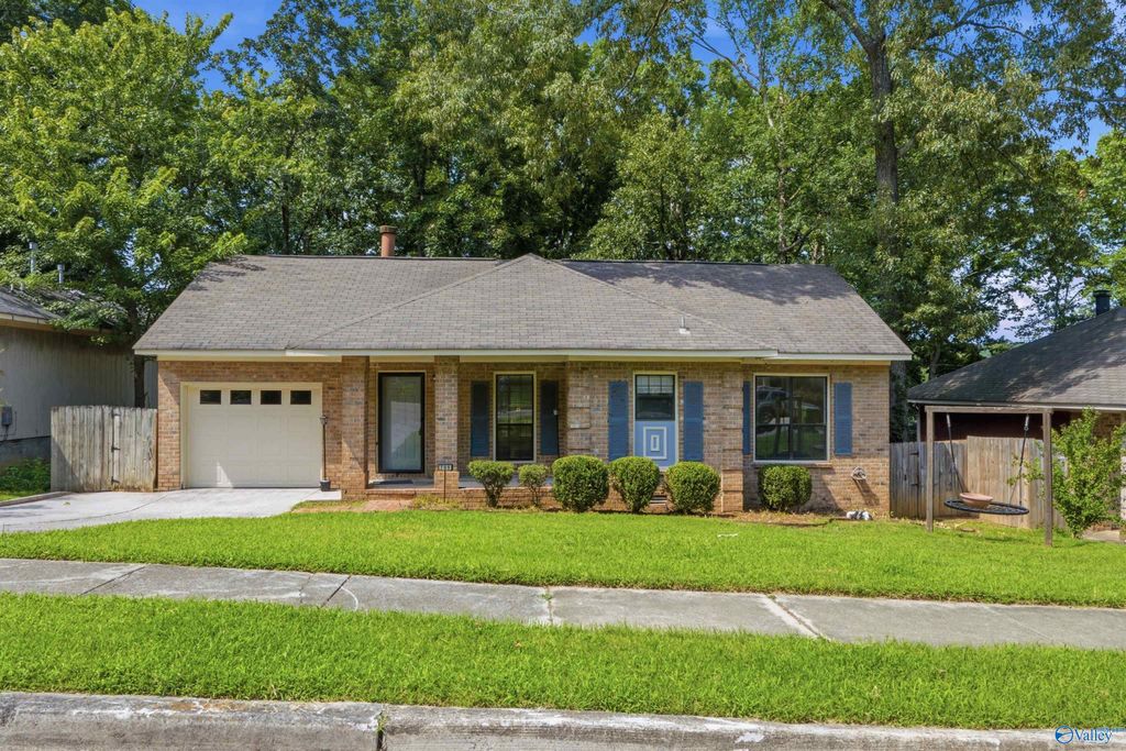 709 Mathis Drive SE, Huntsville, AL 35803