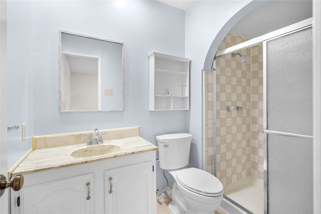 2801 Clover Valley Drive, Garland, TX 75043