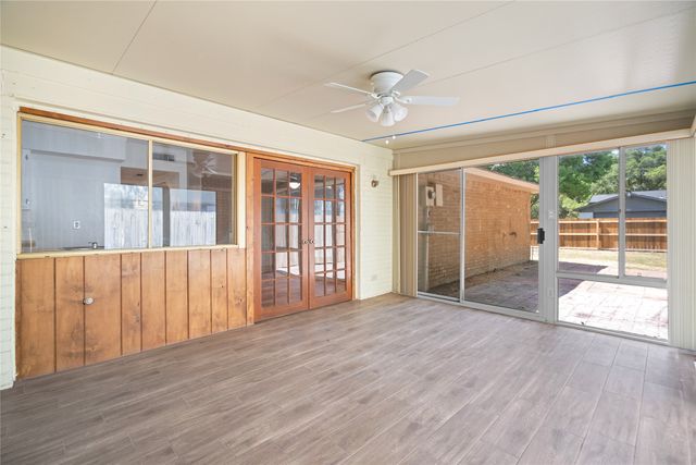 2801 Clover Valley Drive, Garland, TX 75043