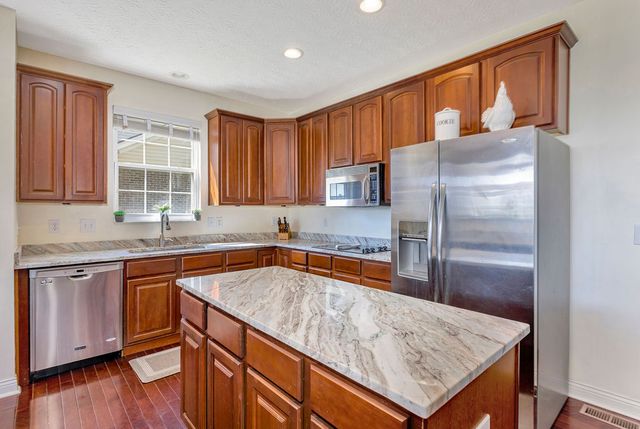 8060 Vegas Circle, West Chester, OH 45069