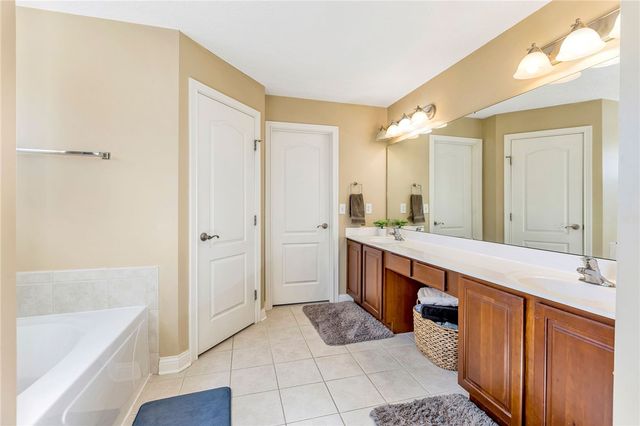 8060 Vegas Circle, West Chester, OH 45069