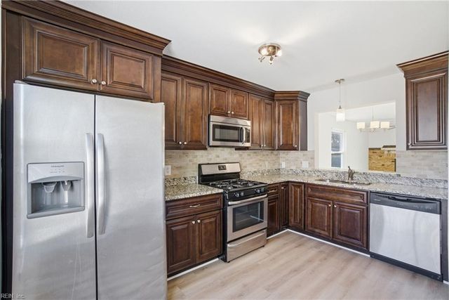 768 Hecate DR, Virginia Beach, VA 23454