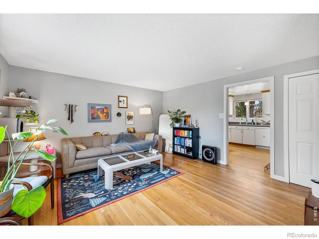 1266 Lanyon Lane, Longmont, CO 80503