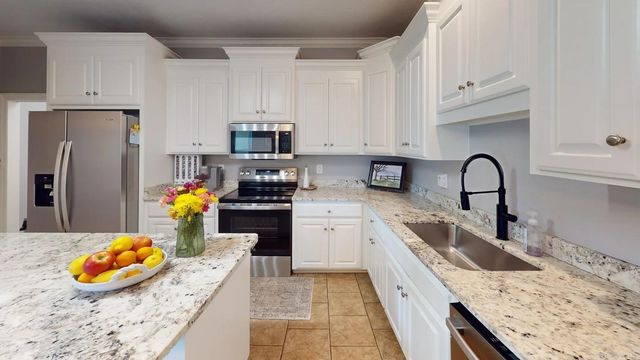 1260 Champions Drive, Conway, AR 72034