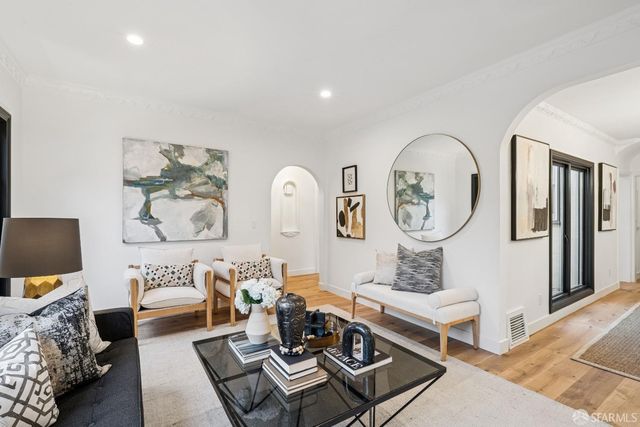 176 Escolta Way, San Francisco, CA 94116