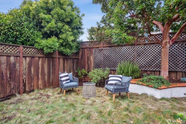 176 Escolta Way, San Francisco, CA 94116