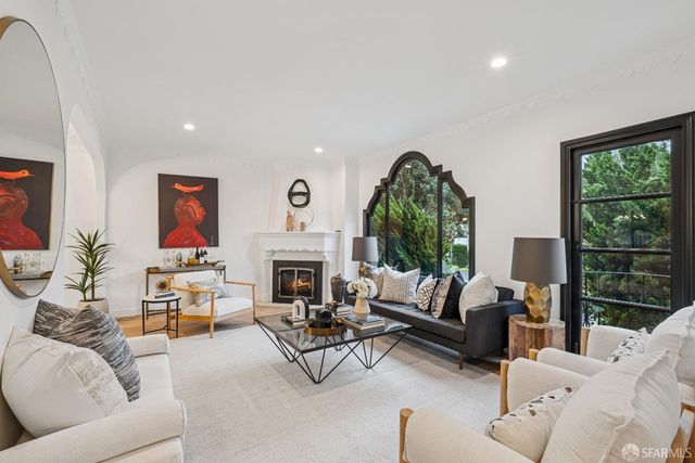 176 Escolta Way, San Francisco, CA 94116