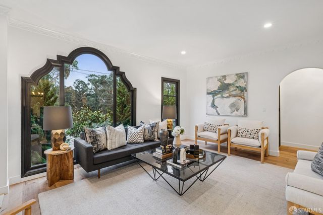 176 Escolta Way, San Francisco, CA 94116