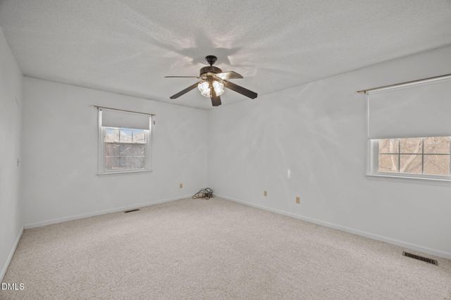 3221 Oakridge Drive, Graham, NC 27253