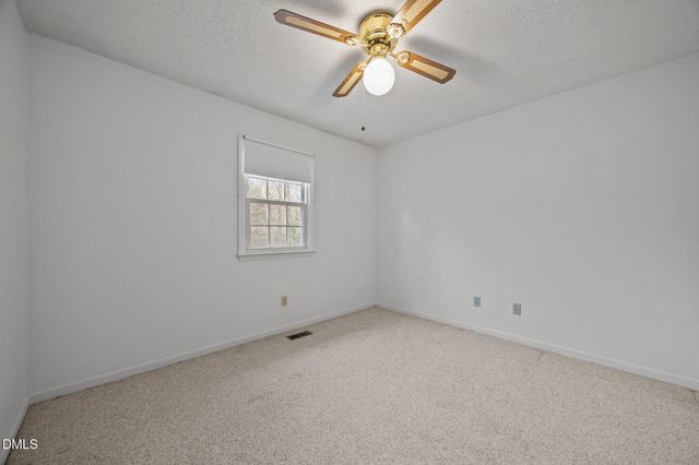 3221 Oakridge Drive, Graham, NC 27253