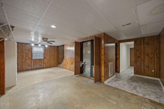 3221 Oakridge Drive, Graham, NC 27253