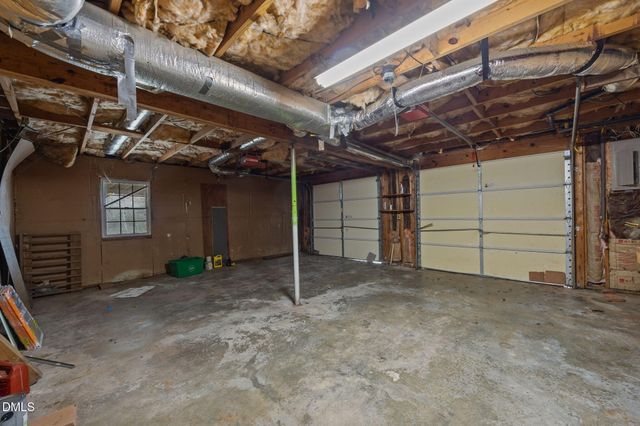 3221 Oakridge Drive, Graham, NC 27253