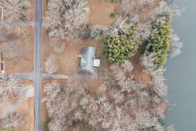 3221 Oakridge Drive, Graham, NC 27253