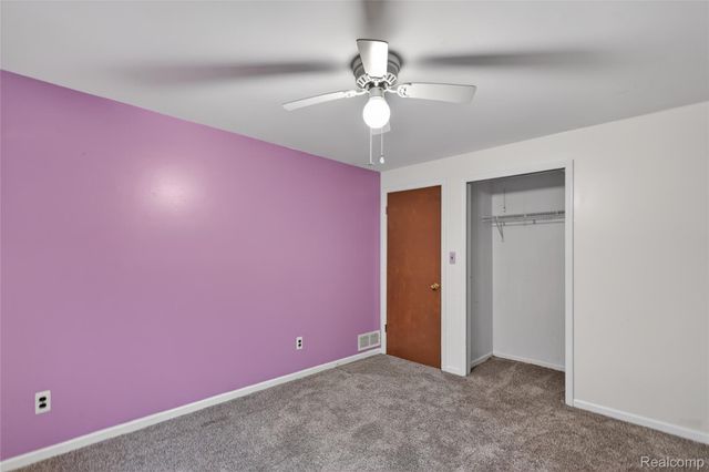 8360 Arlis Street, Commerce Charter Township, MI 48382