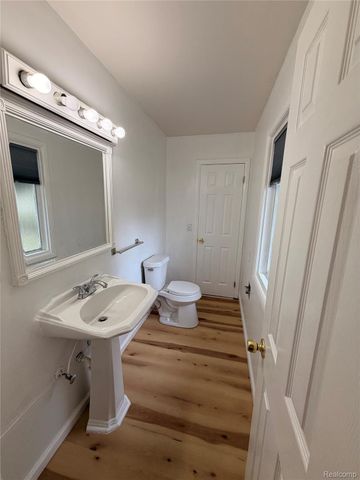 5347 Mapletree Drive, Flint Charter Township, MI 48532