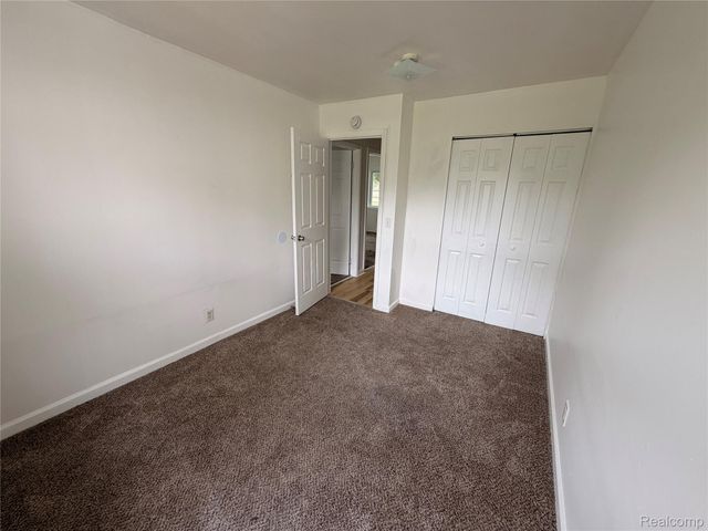 5347 Mapletree Drive, Flint Charter Township, MI 48532
