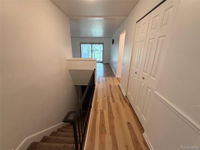 5347 Mapletree Drive, Flint Charter Township, MI 48532