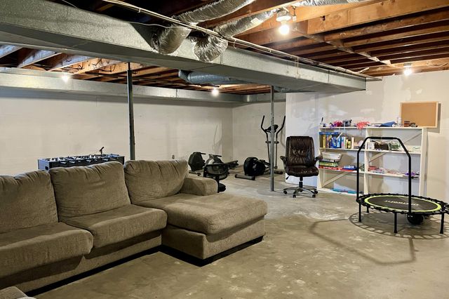 423 North St, Franklin, KY 42134