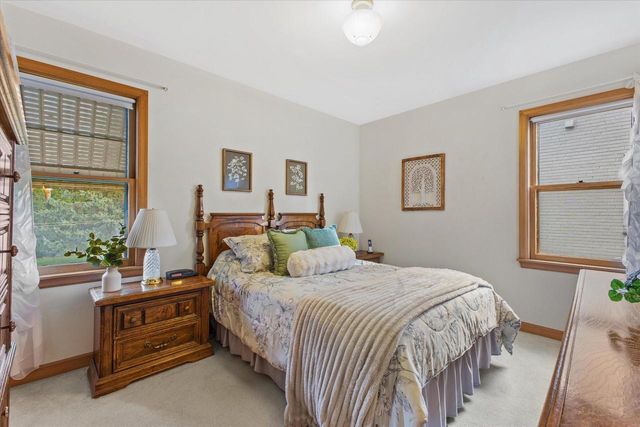 3900 S 56th STREET, Milwaukee, WI 53220