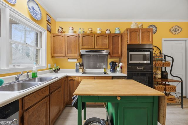 1391 Briarcliff Road APT 4B, Macon, GA 31211