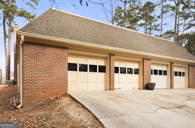 1391 Briarcliff Road APT 4B, Macon, GA 31211