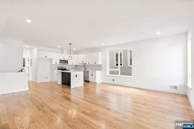 223 Monroe Avenue, Plainfield, NJ 07063