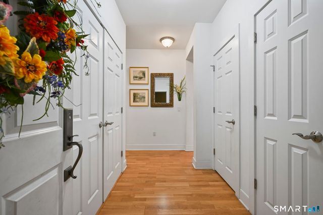 77 Havemeyer Lane 318, Stamford, CT 06902