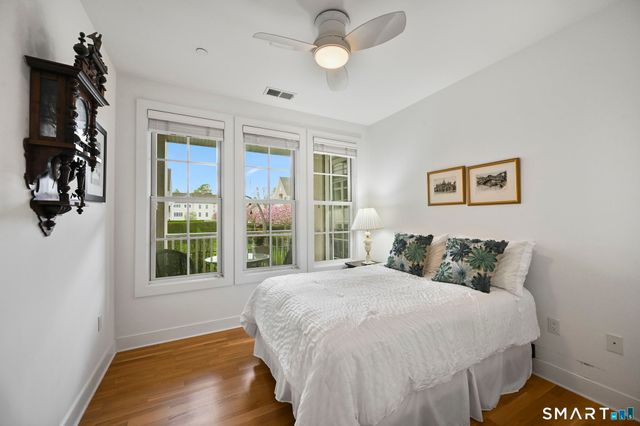 77 Havemeyer Lane 318, Stamford, CT 06902